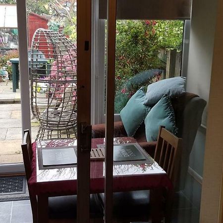 The Little Hideaway Appartamento Fleetwood Esterno foto