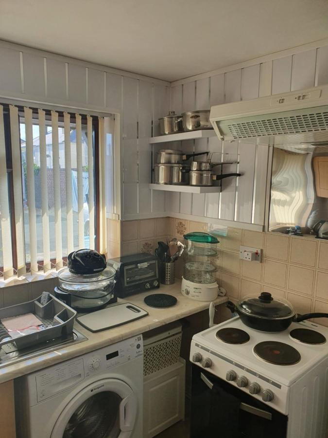 The Little Hideaway Appartamento Fleetwood Esterno foto