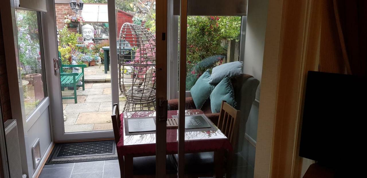 The Little Hideaway Appartamento Fleetwood Esterno foto